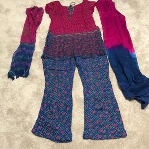 Indian Dress/Salwar/ plazo (S/M)